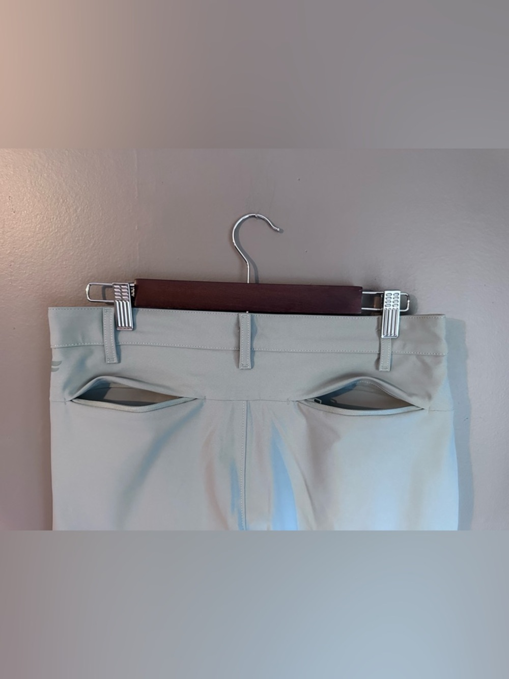 Fabletics Men’s Athletic Golf Shorts Sage Gray – XS/S (30 Waist) The Don Shorts - Picture 3 of 11